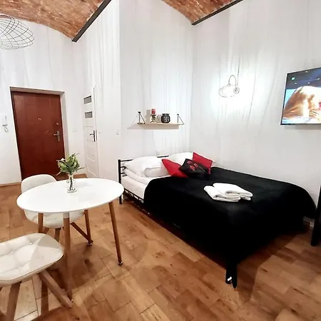 Old Town - Lubicz 2b Krasków